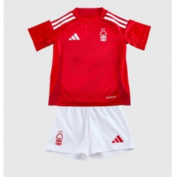 Nottingham Forest Heimtrikot Kinder 2024-25 Kurzarm (+ kurze hosen)