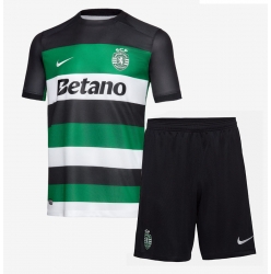 Sporting CP Heimtrikot Kinder 2024-25 Kurzarm (+ kurze hosen)